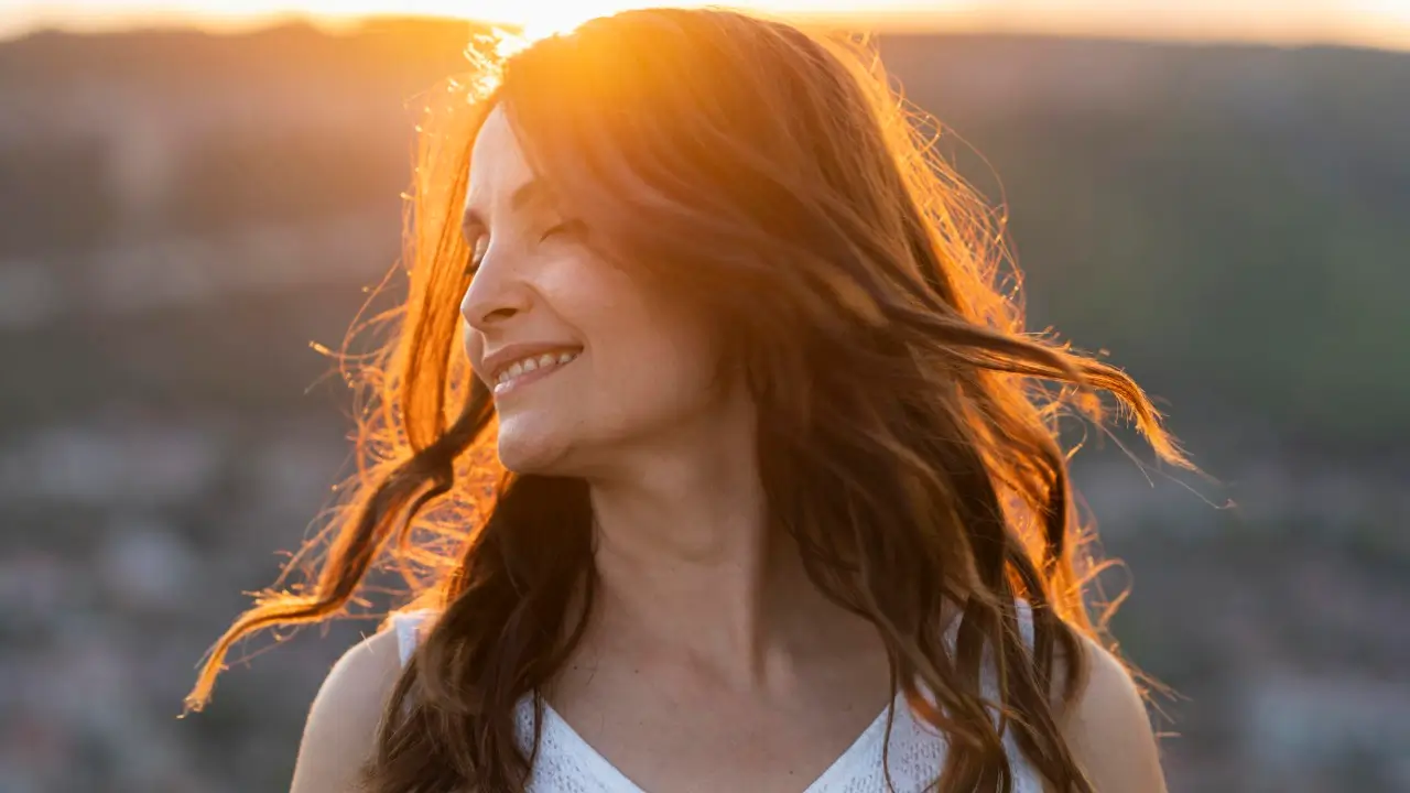 Descubra terapias & técnicas comprovadas para reduzir a ansiedade com conexão à natureza.